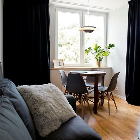Apartament Powisle With Balcony Warsawa Bagian luar foto