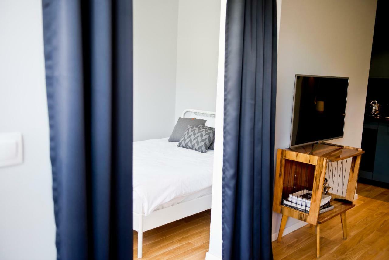 Apartament Powisle With Balcony Warsawa Bagian luar foto