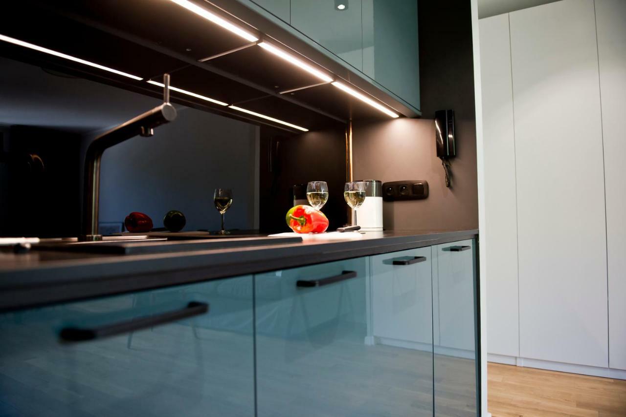 Apartament Powisle With Balcony Warsawa Bagian luar foto