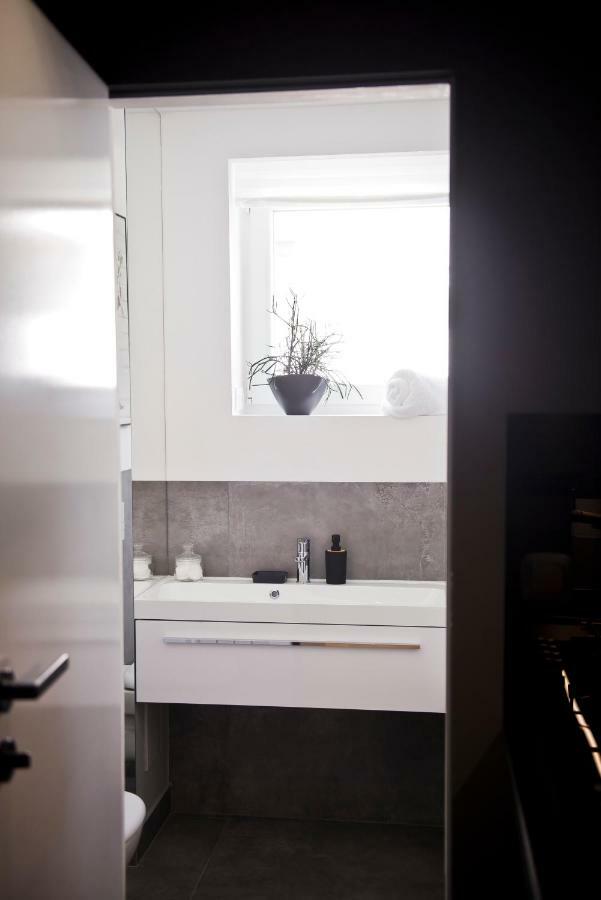 Apartament Powisle With Balcony Warsawa Bagian luar foto